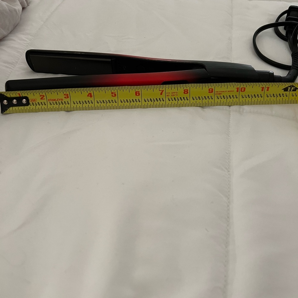 Chi Lava flat iron hair straightener new model! - Picture 2 of 8